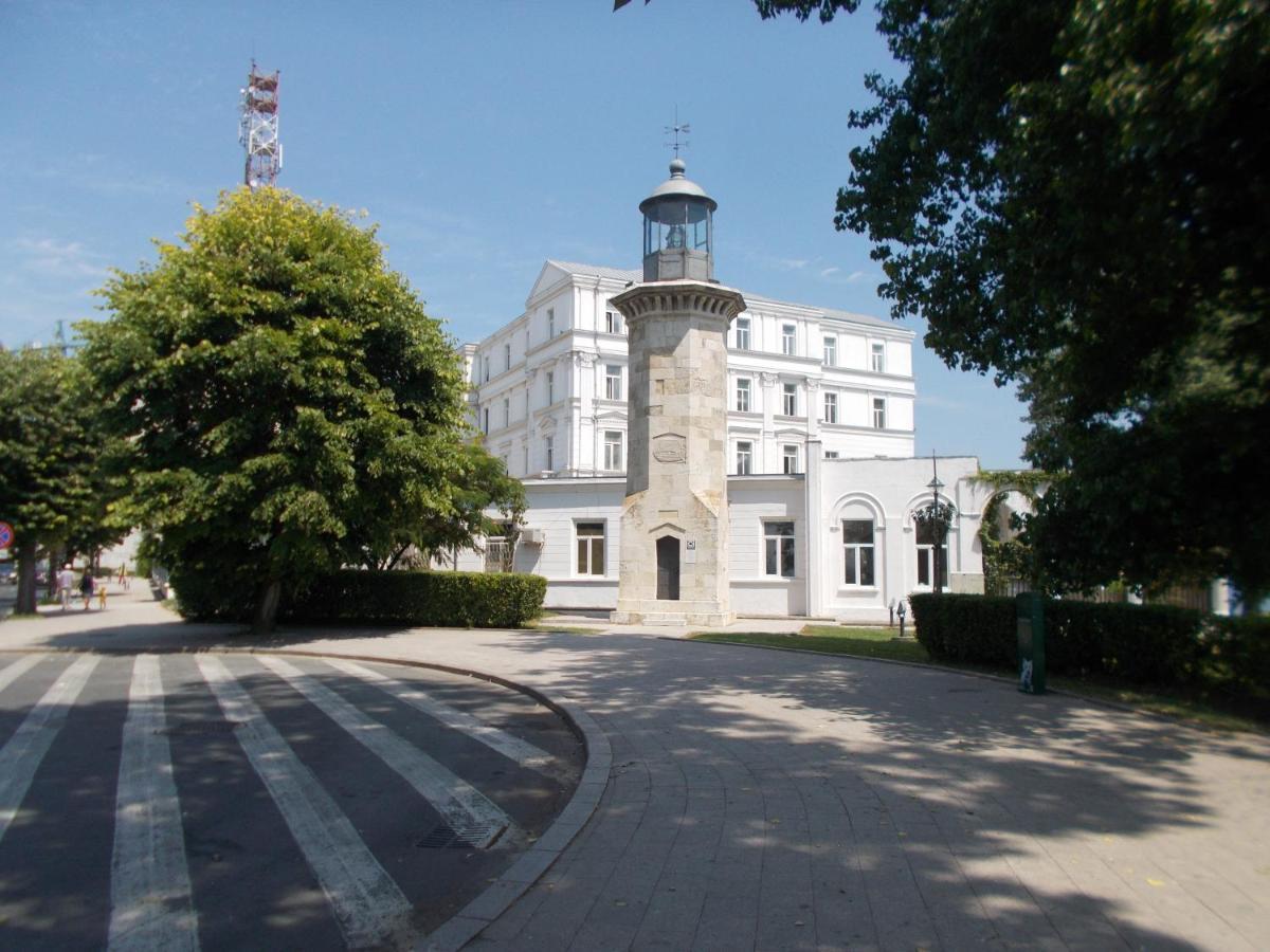 Apartment Peninsula-cazino,dalvi